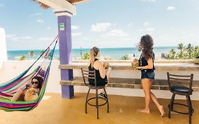 The Mermaid Hostel Beach (Adults Only)