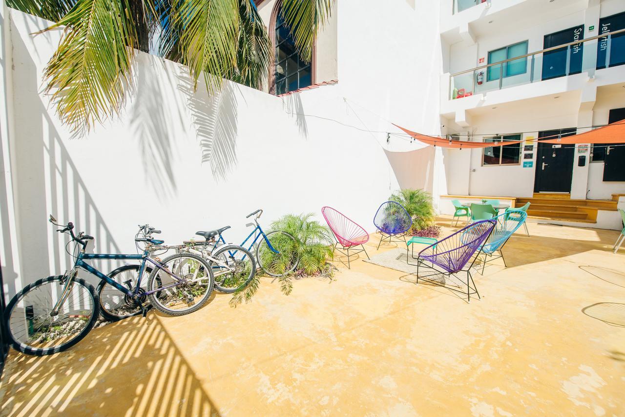 The Mermaid Hostel Beach (Adults Only) Cancún Exterior foto